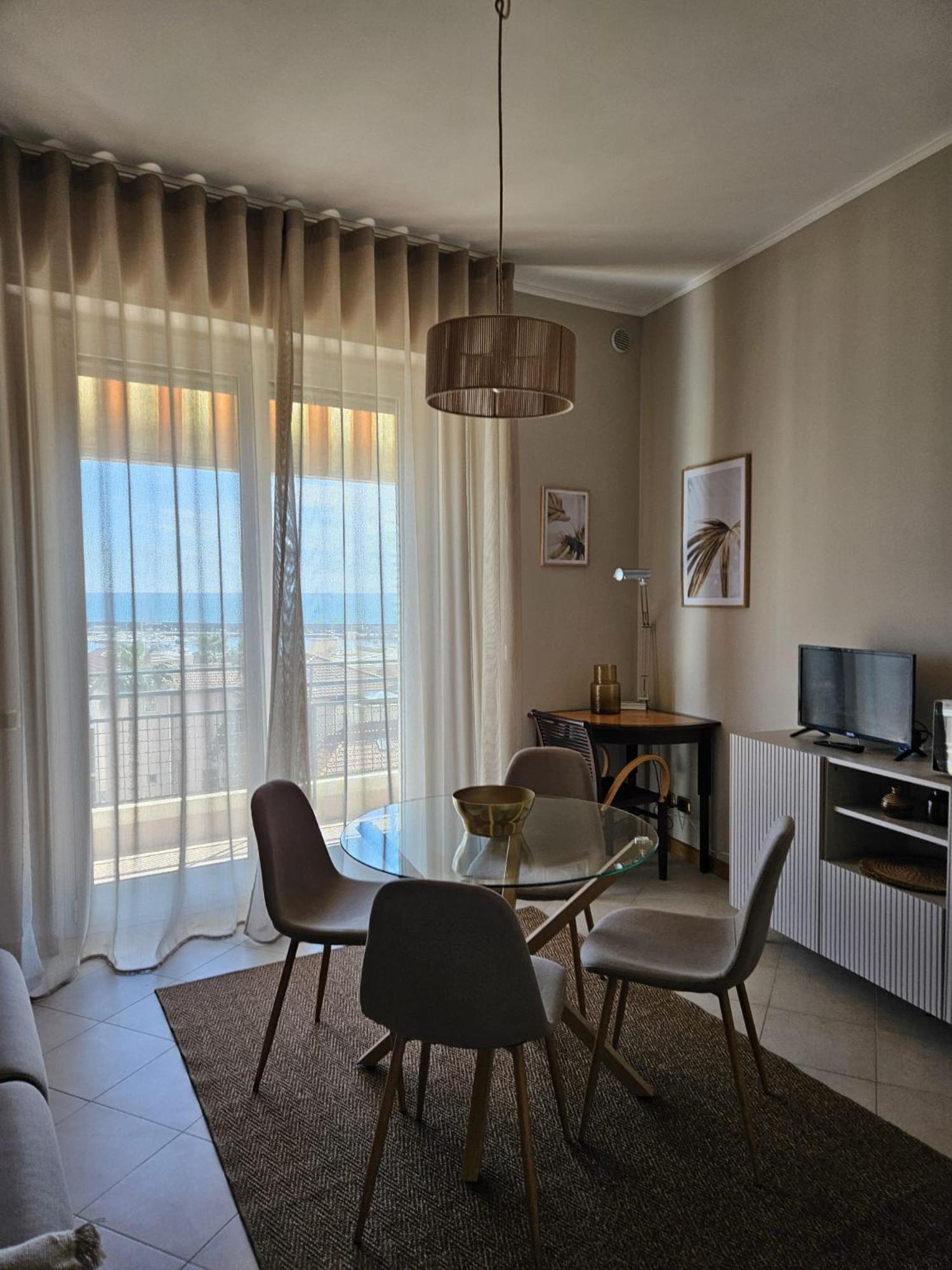 La Baia Nel Porto Apartment Sanremo Exterior photo